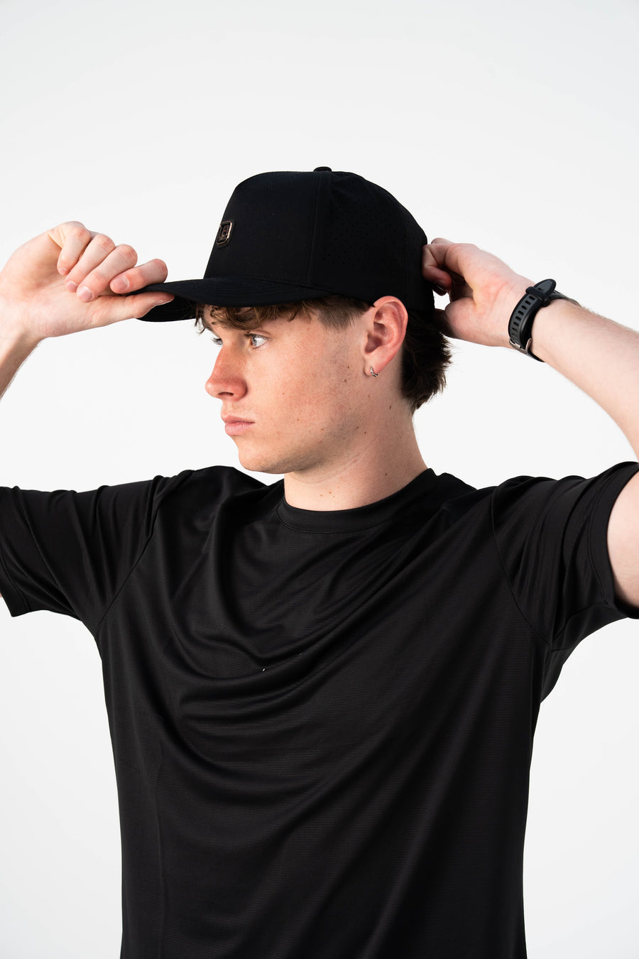 Momentum Oversized Tee – Black